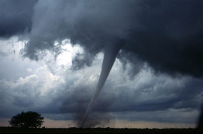 Extreme weather - Daphne Zaras - Wikimedia Commons